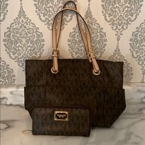 Michael Kors tote and wallet